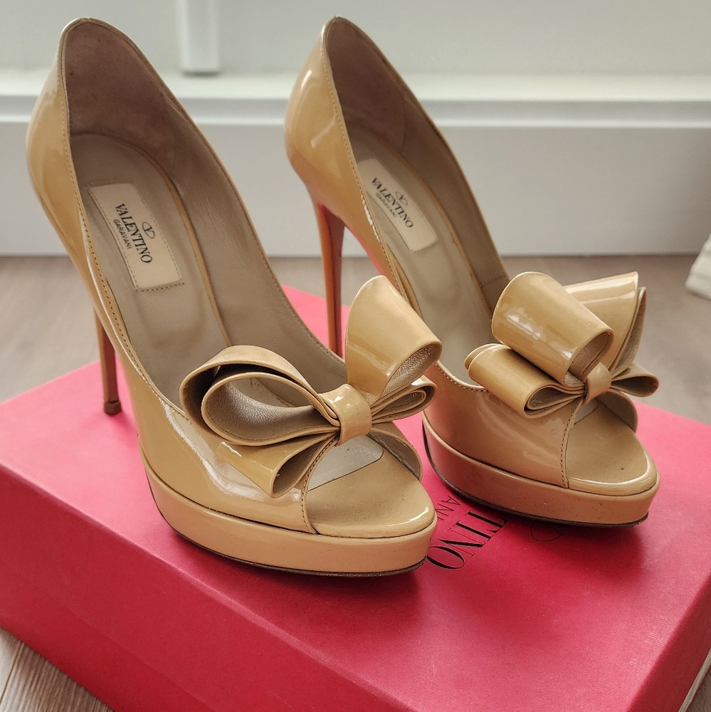 Valentino Bow Pumps 36.5